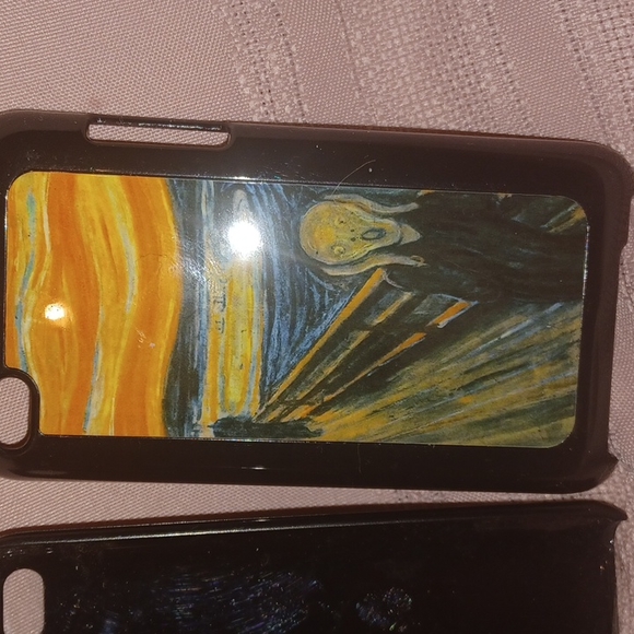 PHONE CASES/iPod cases?? - Picture 5 of 5